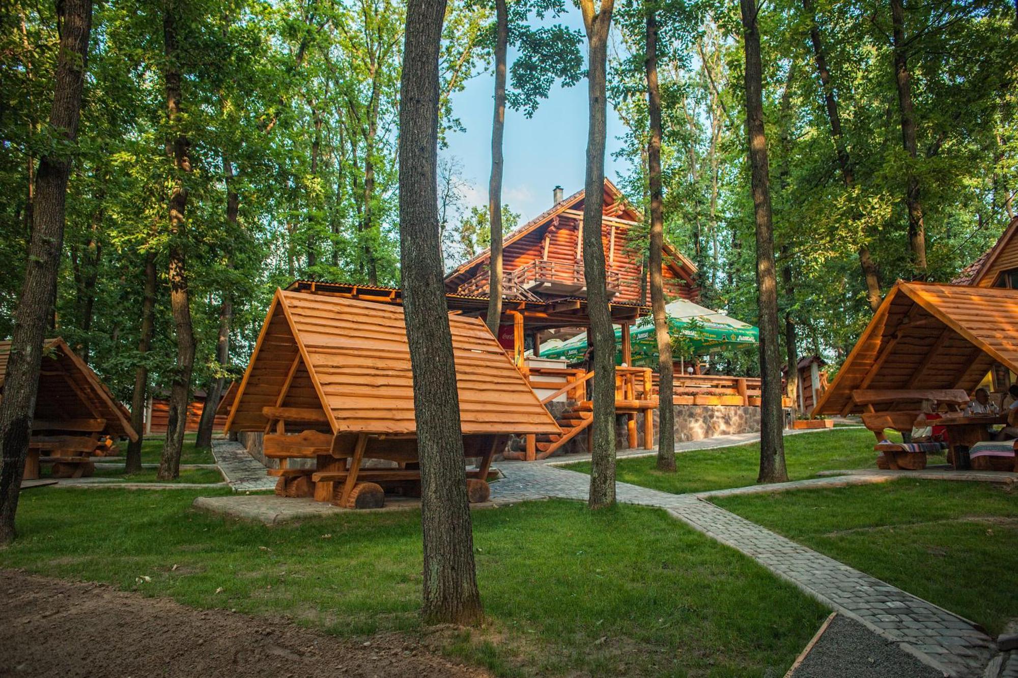 Hotel Praha Uzjhorod Exteriör bild
